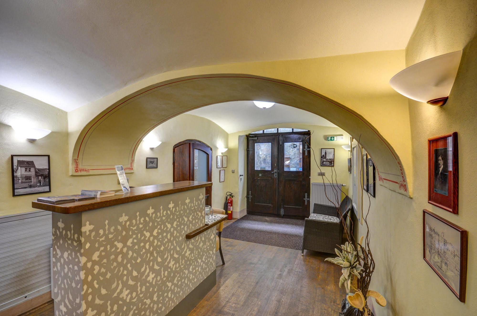 Hotel Edward Kelly Cesky Krumlov Exterior photo